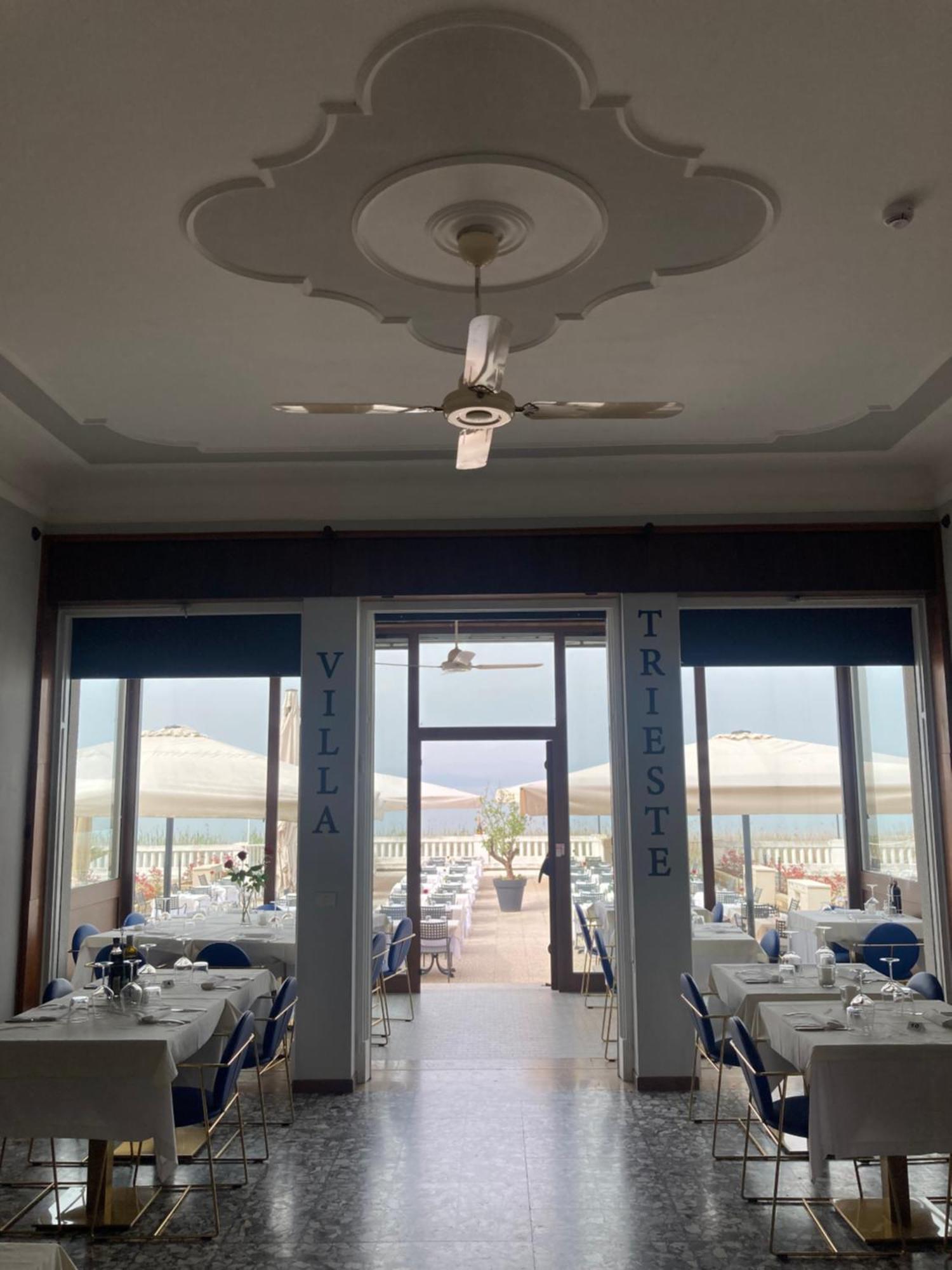 Hotel Villa Trieste 西尔米奥奈 外观 照片